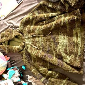 Cozy camo hoodie （＾◇＾）